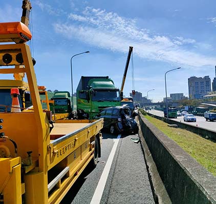 新竹高速公路救援