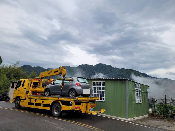 新竹道路救援-宇老故障車拖吊