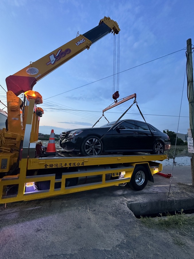 新竹市車輛故障吊掛作業