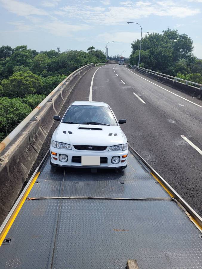 新竹高速公路救援拖吊-國道故障車拖吊