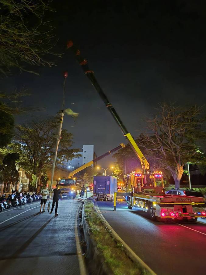 新竹事故車拖吊