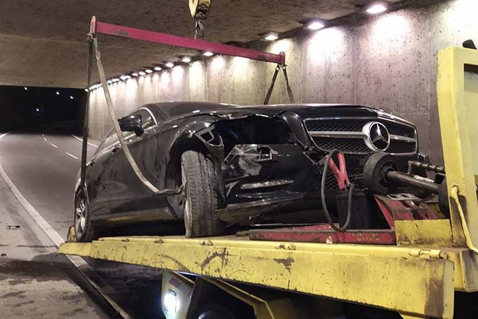 新竹事故車拖吊-台68東向芎林出口隧道自撞事故處理