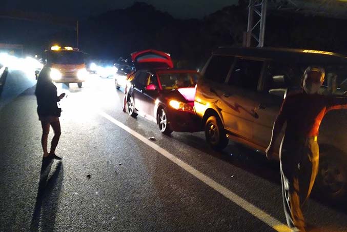 新竹高速公路救援拖吊-國道一號事故車拖吊