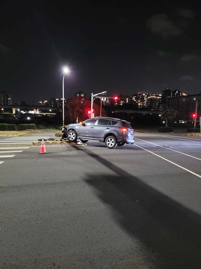 新竹事故車拖吊