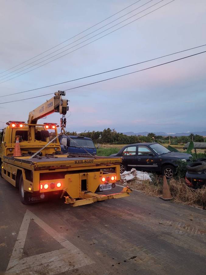 新竹車輛運送-新竹報廢車拖吊運送