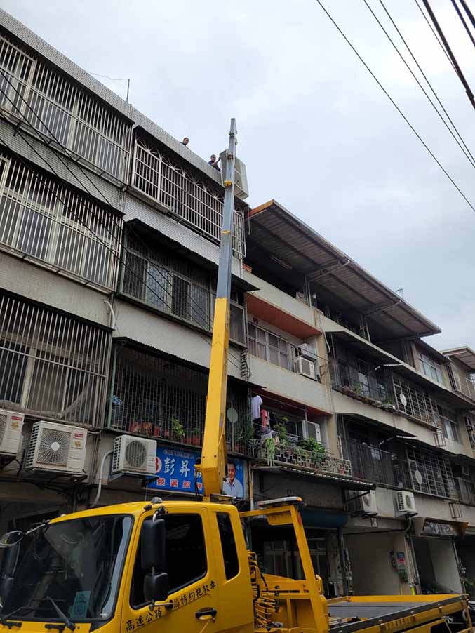 新竹吊車-竹東室外機吊掛